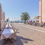 Apartman Fronte Di Garda, La Finestra Sull'acqua *