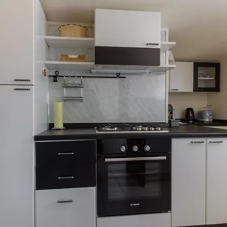 Apartment Fronte Di Garda, La Finestra Sull'acqua